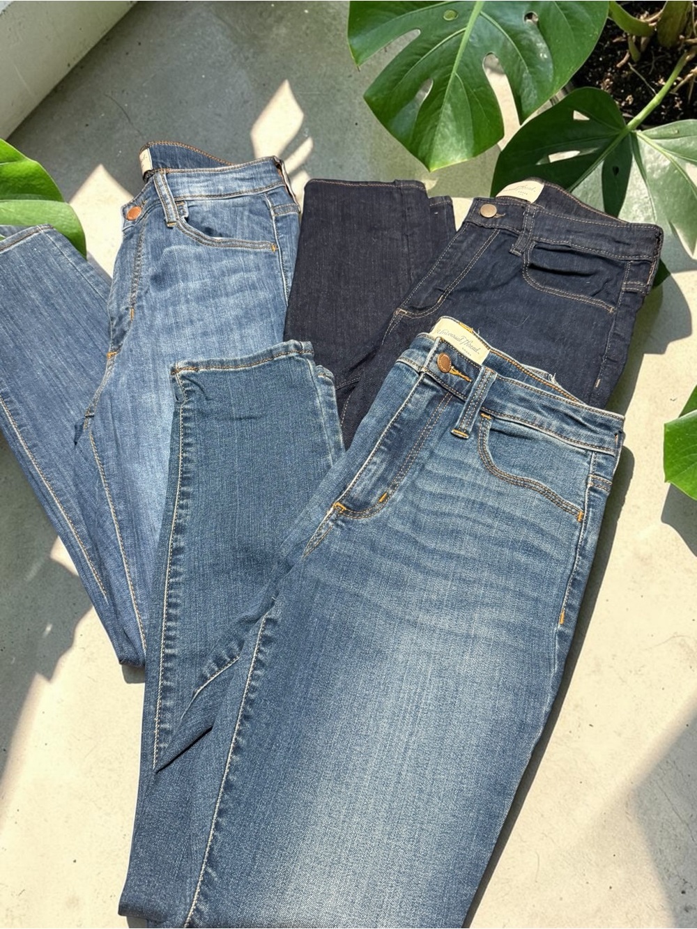 Universal Thread Women's Denim Jeans Trio - Dark and Medium Blue size 2S